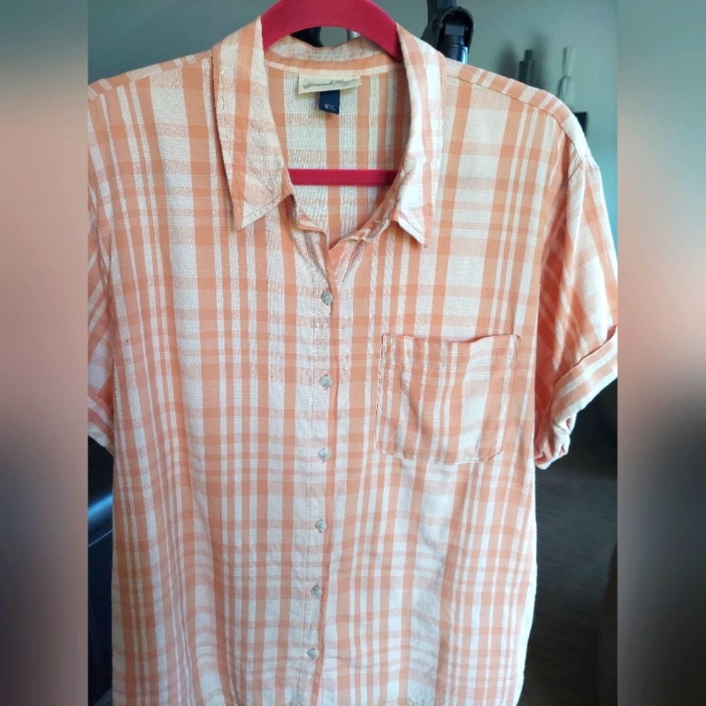 Universal Thread Peach Blouse Large - image 1